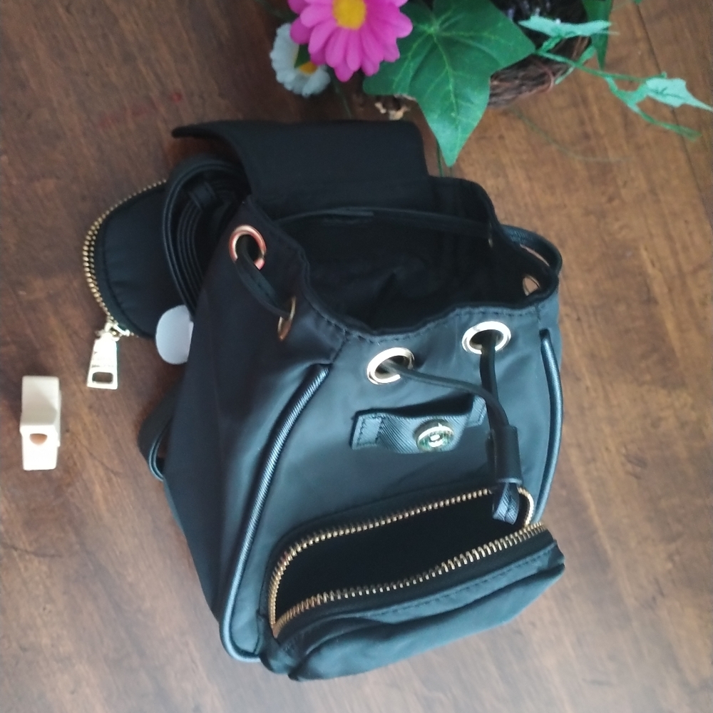 STEVE MADDEN Mini Backpack 🎒 - Picture 7 of 7